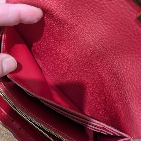 Authentic Louis Vuitton Taurillon Portefeuille Capucines Wallet in Red - Picture 10 of 15